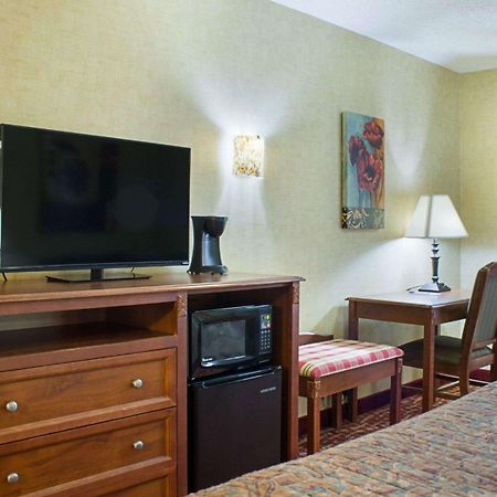 Rodeway Inn Columbia Mall Loop Grand Forks Zewnętrze zdjęcie