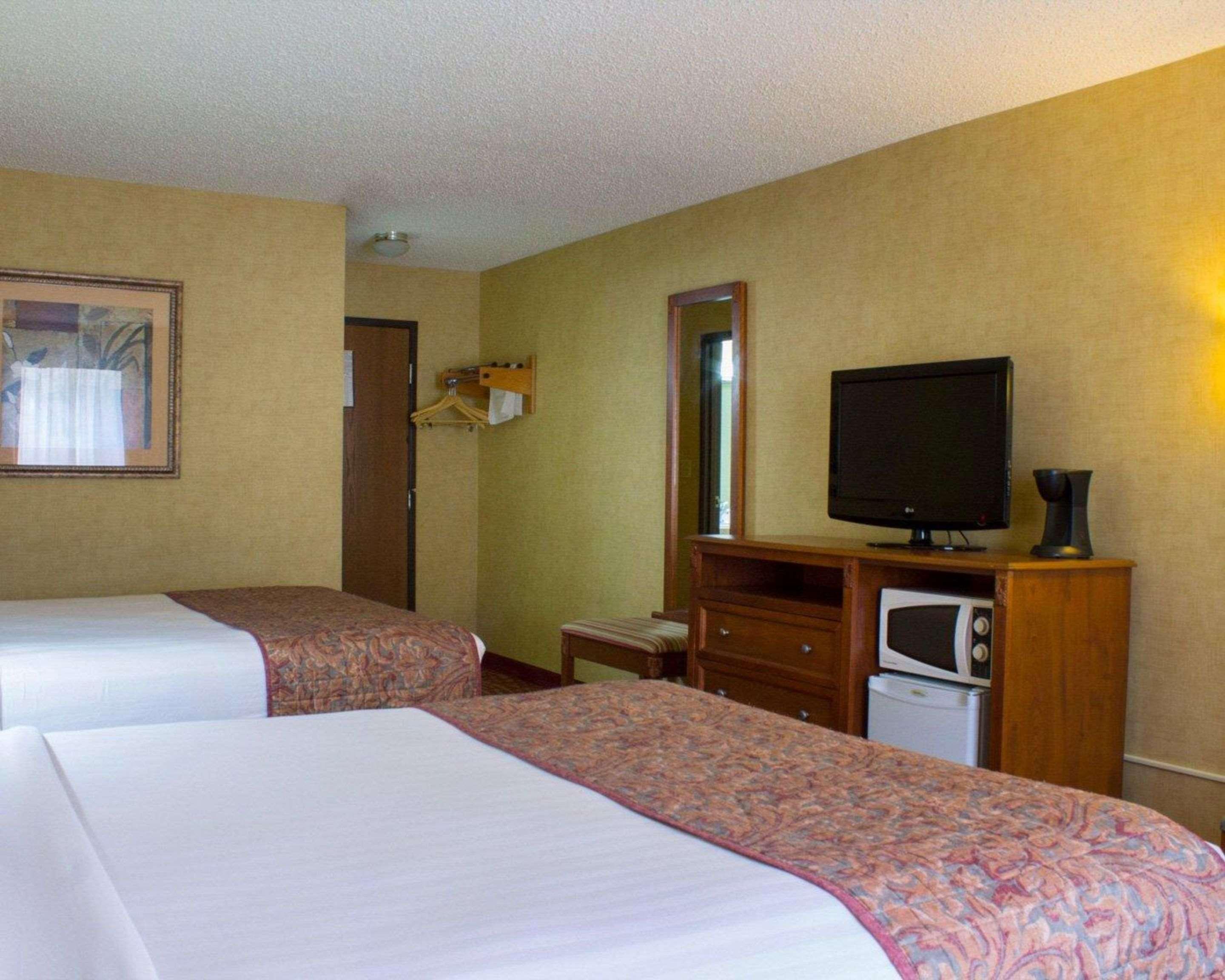 Rodeway Inn Columbia Mall Loop Grand Forks Zewnętrze zdjęcie