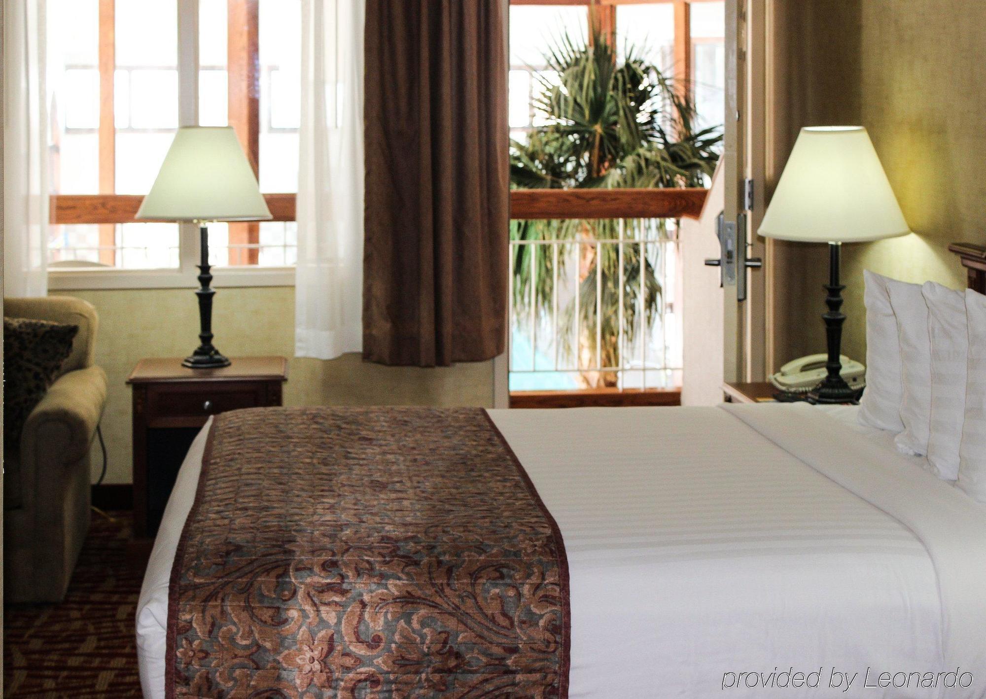Rodeway Inn Columbia Mall Loop Grand Forks Zewnętrze zdjęcie