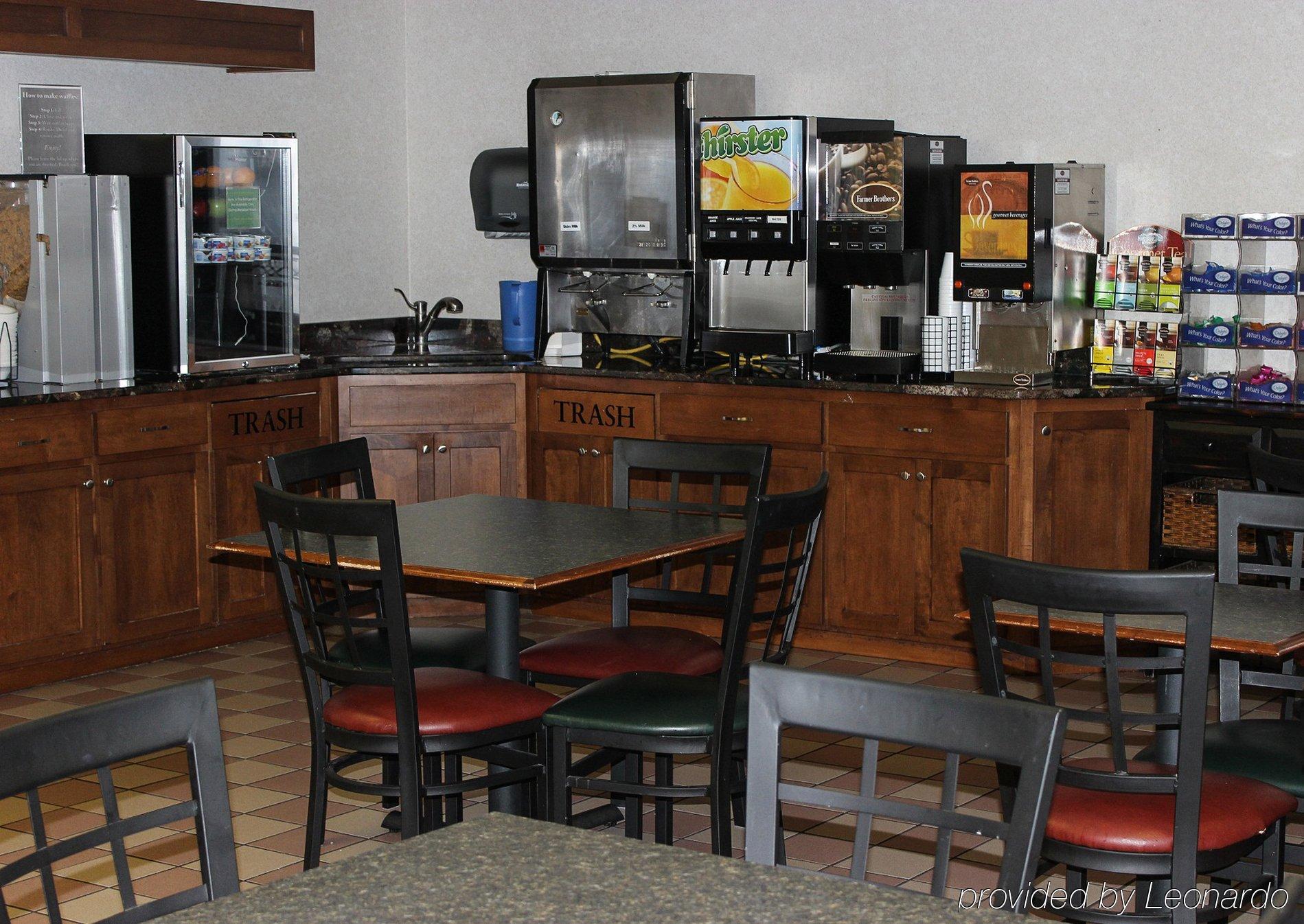Rodeway Inn Columbia Mall Loop Grand Forks Zewnętrze zdjęcie