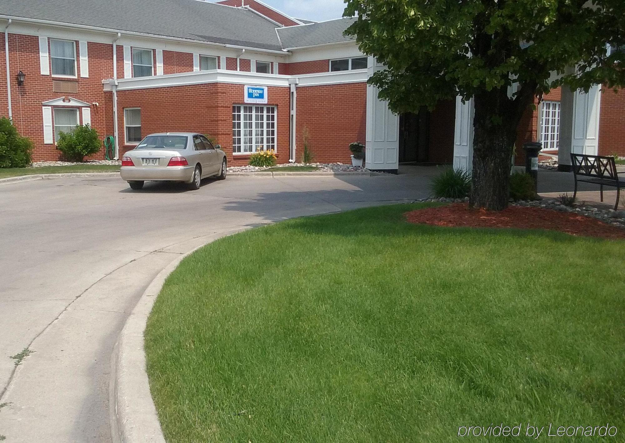 Rodeway Inn Columbia Mall Loop Grand Forks Zewnętrze zdjęcie
